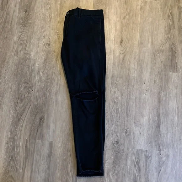 Zara Black Skinny Jeans - Picture 2 of 6